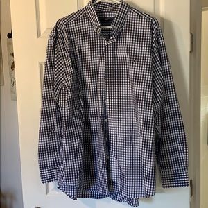 Men’s XL Vineyard Vines shirt